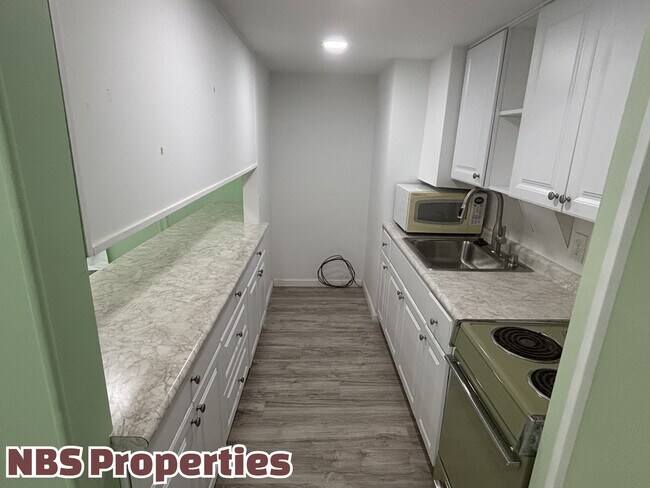 Building Photo - 6919 Haverhill Dr NW