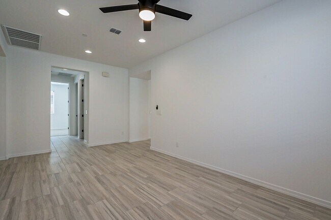 Building Photo - Spacious New Build 4 Bed/3 Bath in Vistancia