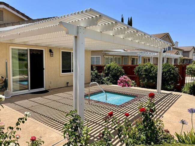 Building Photo - 30962 Crystalaire Dr