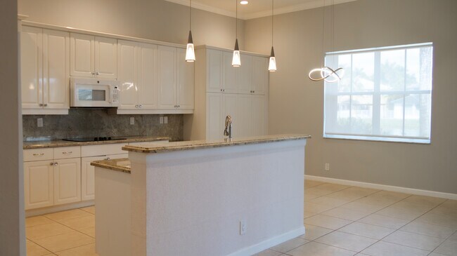 Building Photo - 2288 Quail Roost Dr