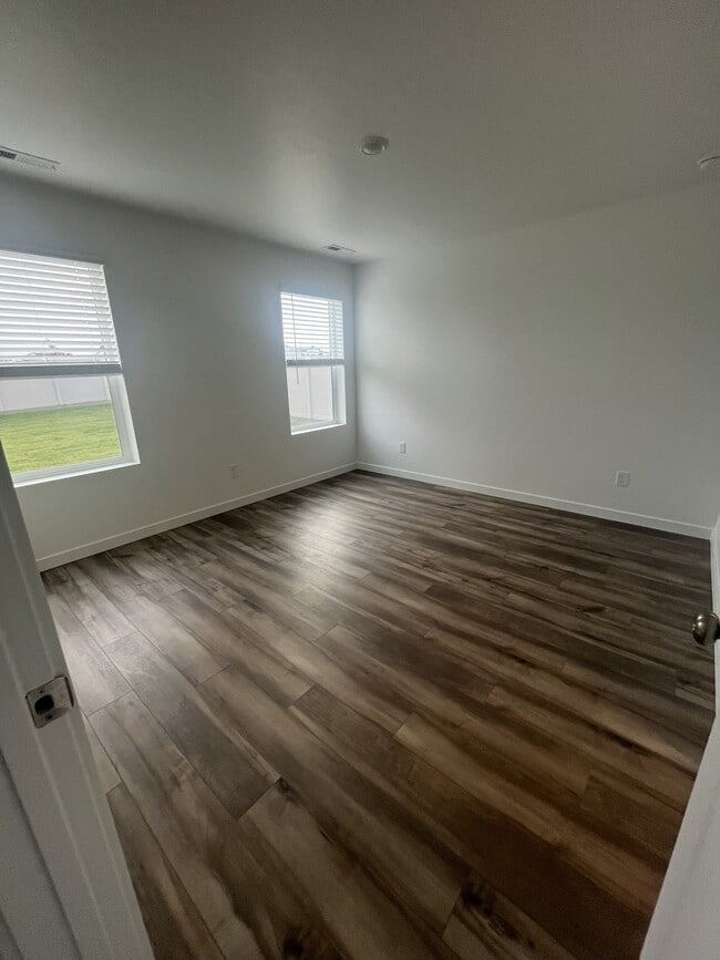 Building Photo - 8577 Wishmore St