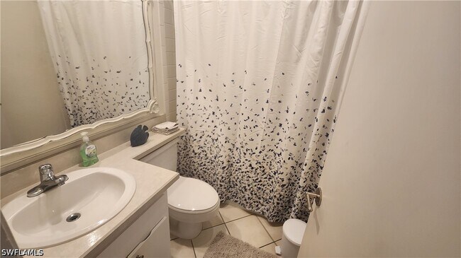 Building Photo - 3645 Boca Ciega Dr