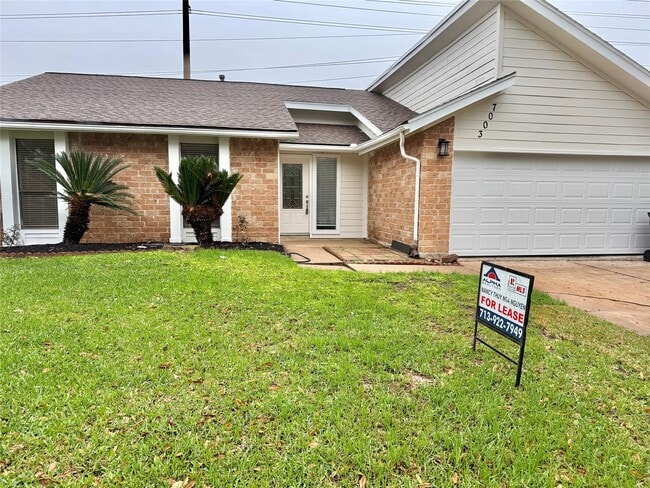 Building Photo - 3007 Wagon Trail Dr