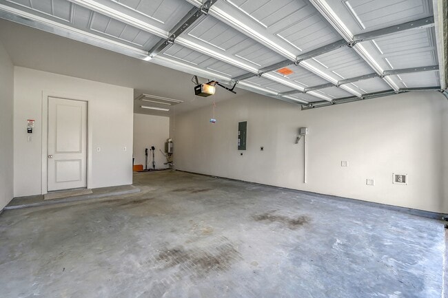 Building Photo - 32336 Noble Crk Dr