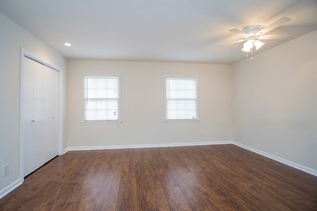 Building Photo - 1741 Commonwealth St