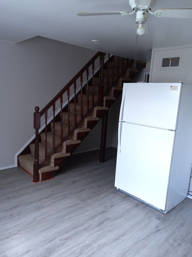 Building Photo - Coming Soon!  Renovated Three Bedroom EOG