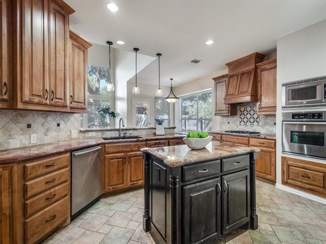 Building Photo - 3604 Everton Dr