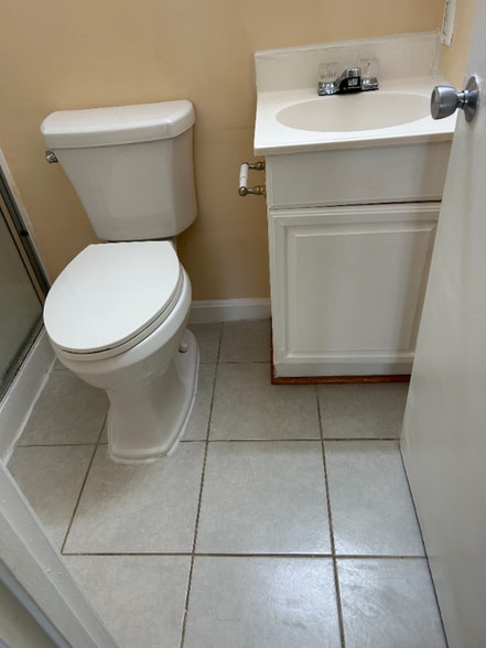 Building Photo - 3039 Hickory Grove Ct