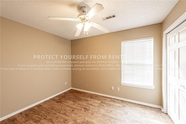 Building Photo - 3195 W Woodfield Way