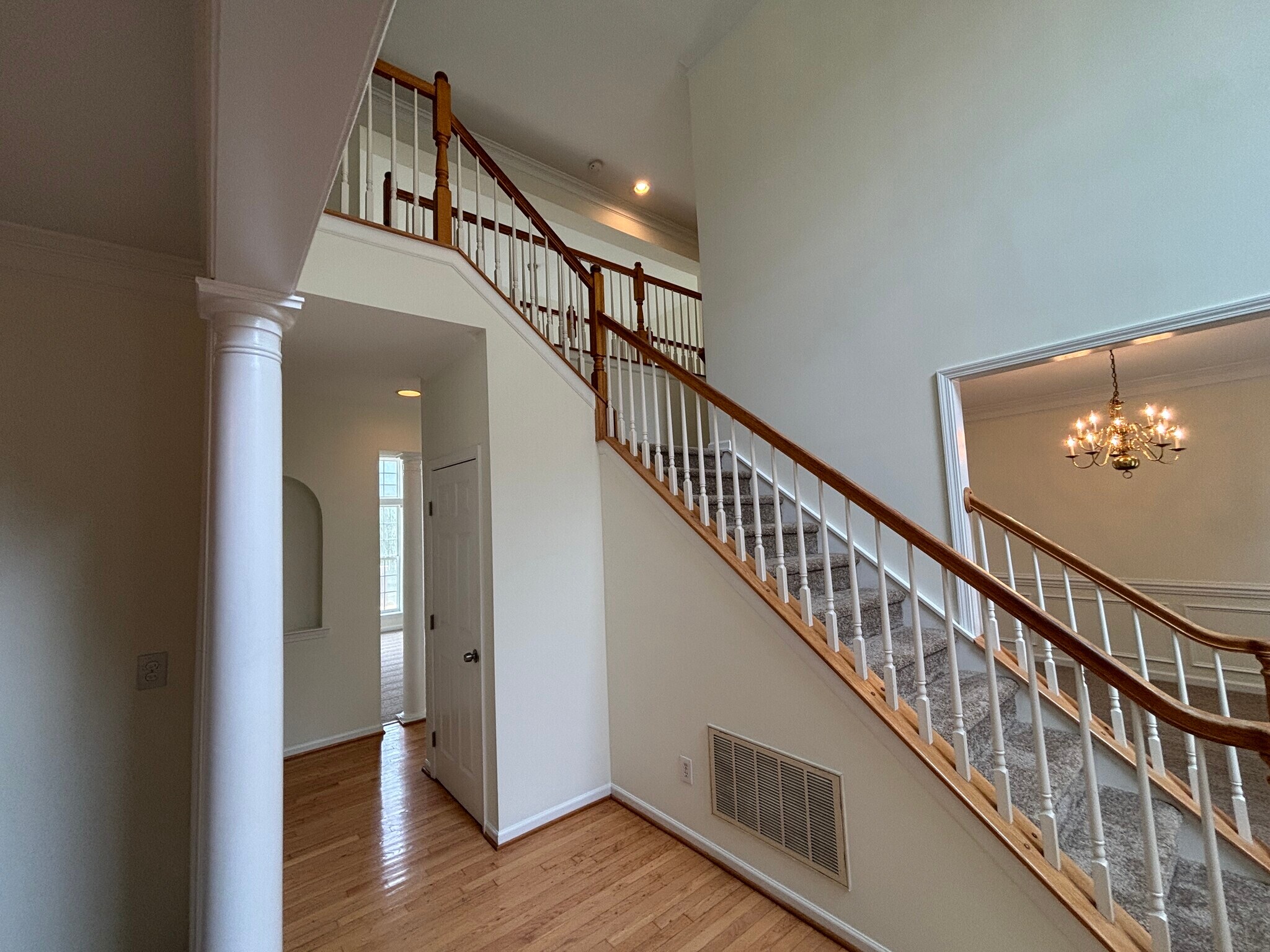 Building Photo - 15938 Wayland Dr