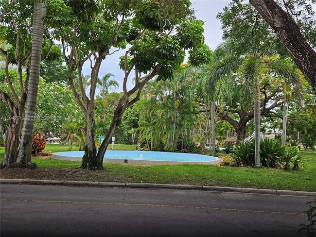 Building Photo - 1101 River Reach Dr