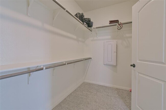 Building Photo - 1413 Castalo Ln