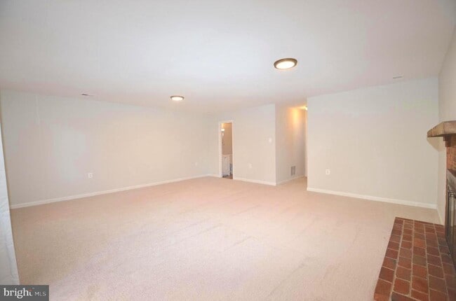 Building Photo - 12318 Cinnamon St