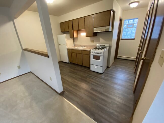 Kitchen - 1828 S 63rd St