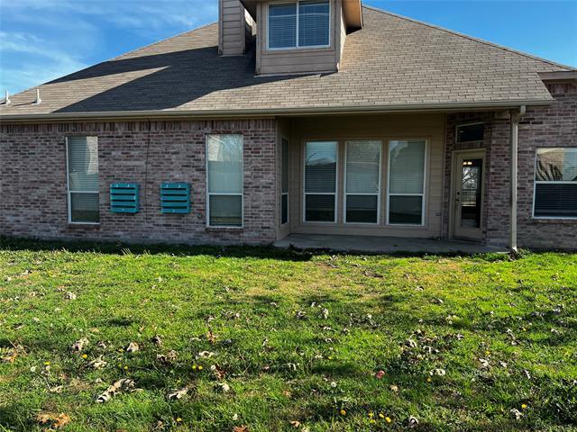 Building Photo - 701 Branchwood Dr