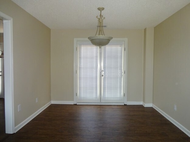 Building Photo - 3156 Parfait Pl