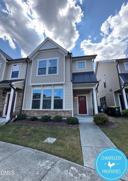 Primary Photo - 1134 Metropolitan Dr