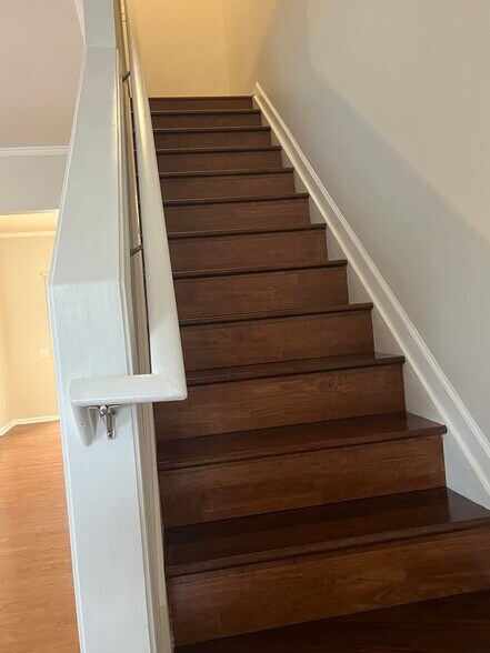 Building Photo - 3178 Mannington Dr