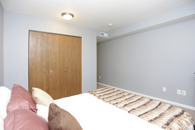 Interior Photo - Longmeadow Apartments