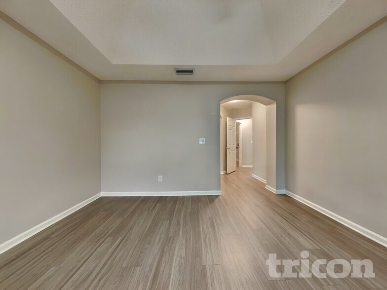 Building Photo - 5357 Whitecastle Ct