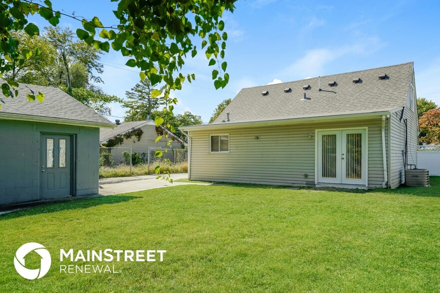 Building Photo - 9335 Donerail Way