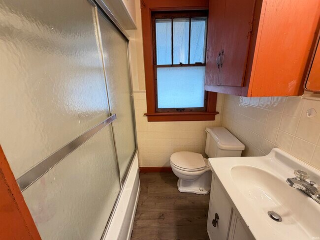 Building Photo - 1671 Enlow Ave