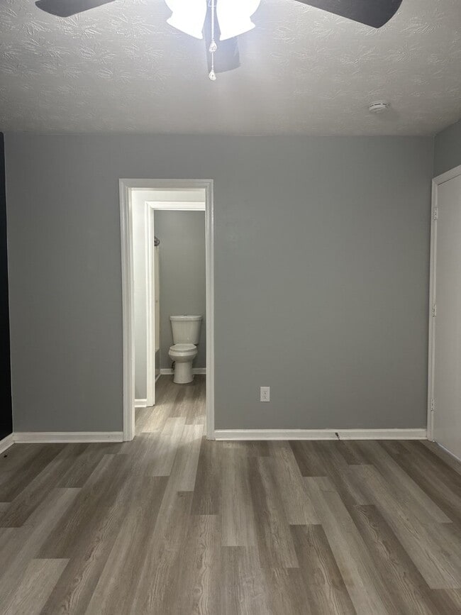 Building Photo - Beautiful 3 Bedroom, 2 Bath Home-3013 Steeple Chase Ct.