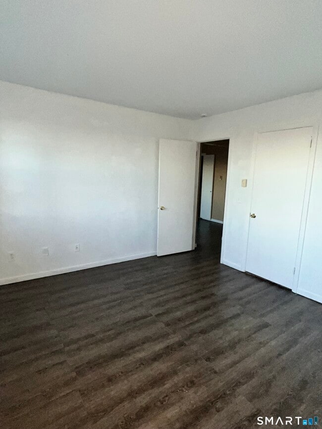 Building Photo - 1730 State St