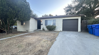 Building Photo - 10538 Floralita Ave