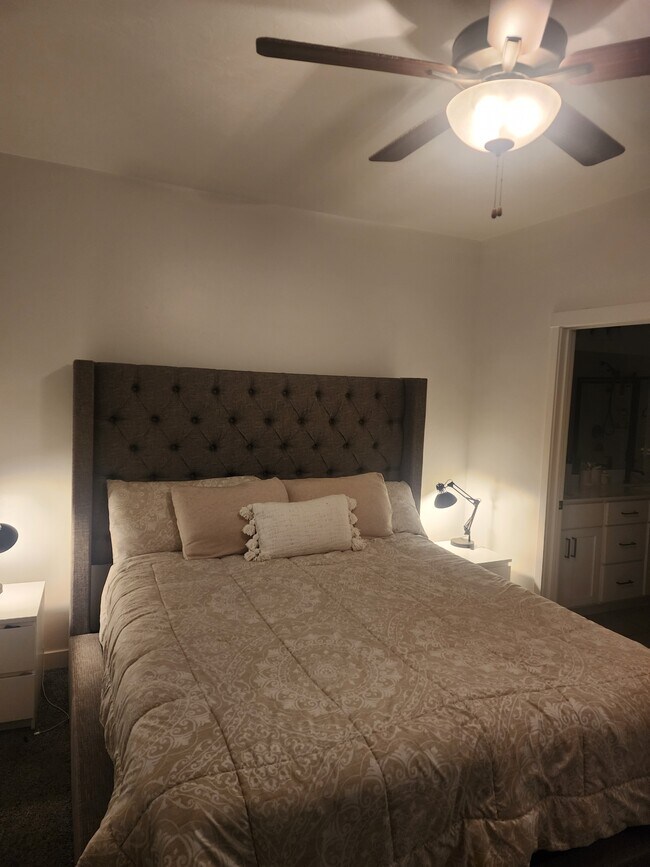 Master Bedroom - 387 S Meadow Garden Rd