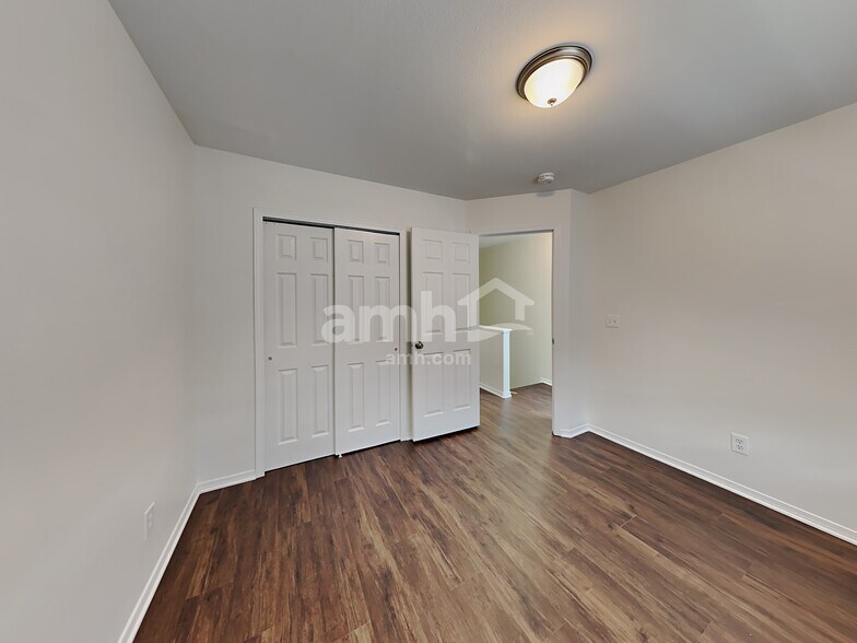 Building Photo - 1545 Gumwood Dr