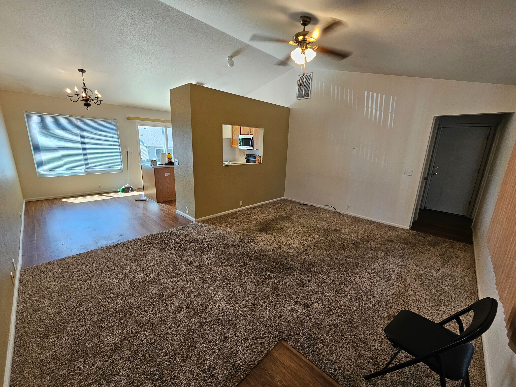 Building Photo - 6443 Hannah Rose Rd