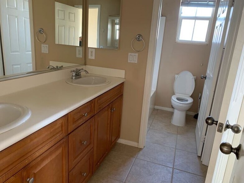 bathroom - 12156 Scenic View Ter