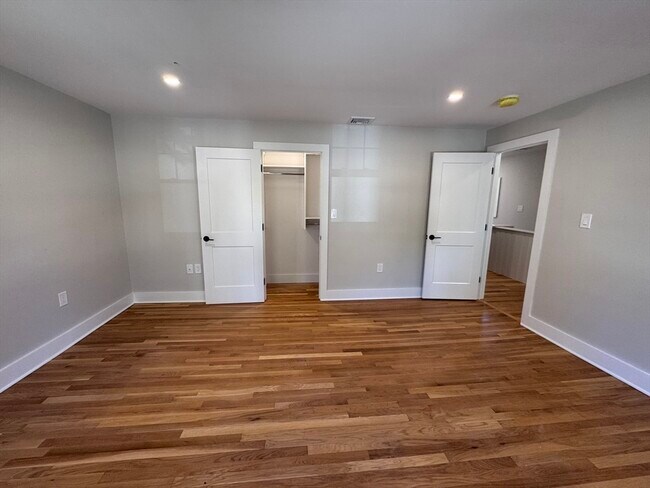 Building Photo - 57 Salem St