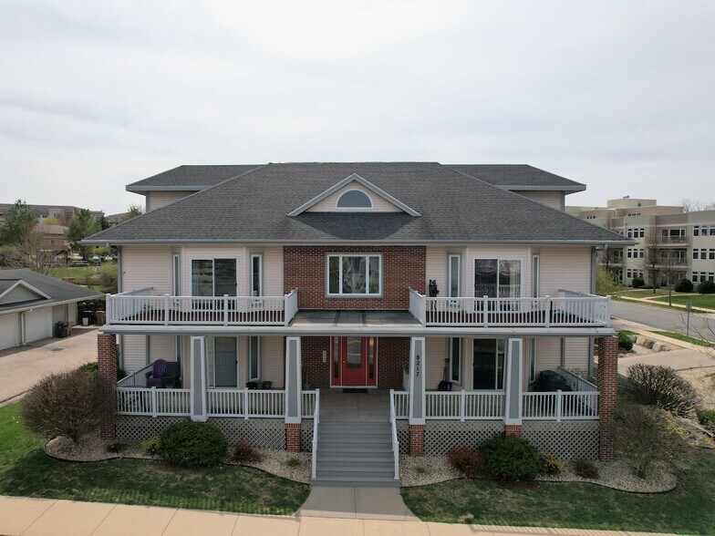 Primary Photo - 8217 Mansion Hill Ave