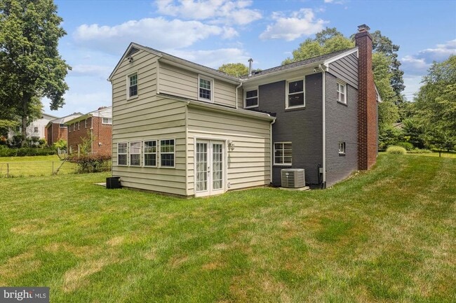 Building Photo - 3234 Dye Dr