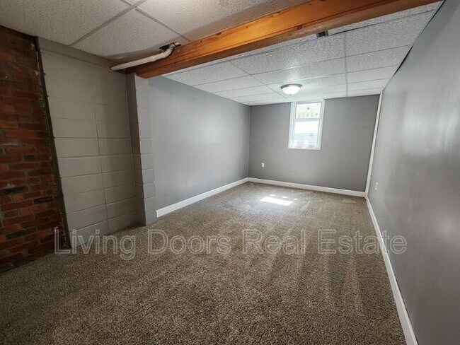 Building Photo - 1811 S 23rd St