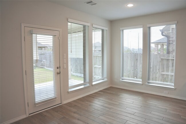 Building Photo - 24727 Tanoureen Dr