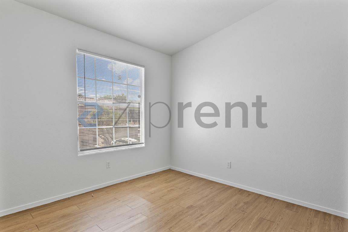 Building Photo - Unit 120