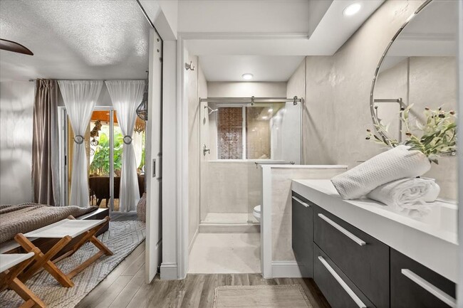 Building Photo - 989 Summer Lakes Dr