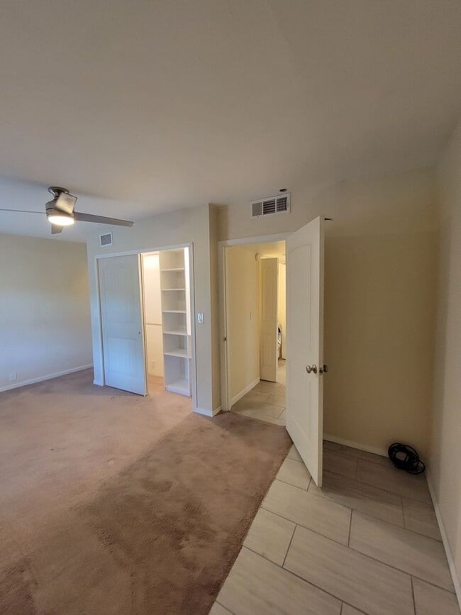 Building Photo - Charming Central Tucson Retreat with Updat...
