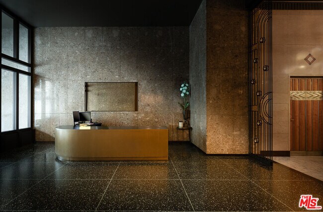 Building Photo - 460 S Spring St