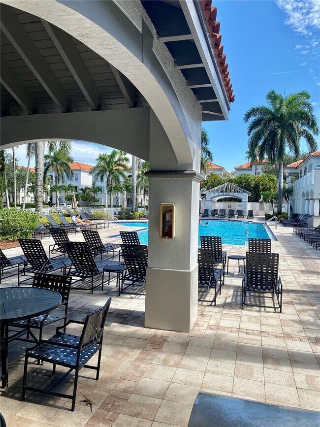 Building Photo - 11032 Legacy Dr