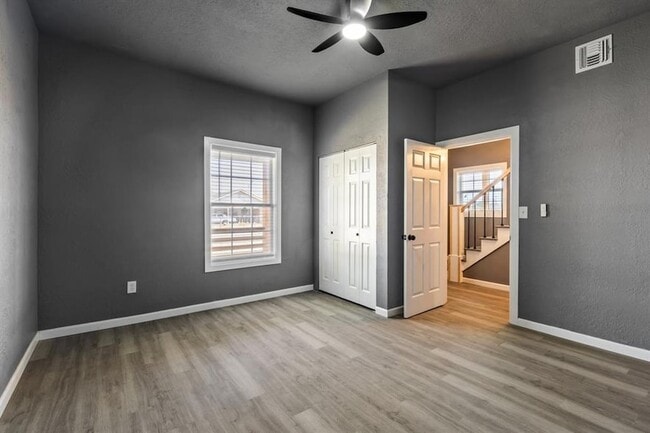 Building Photo - 1320 W Frisco St