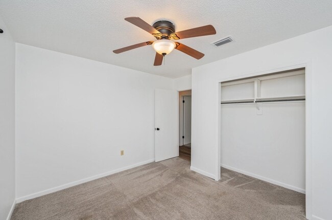 Building Photo - Central 4 bedroom in Niceville!