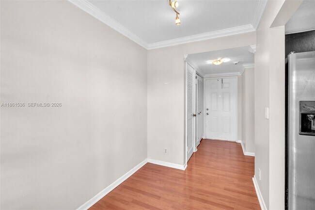 Building Photo - 6575 W Oakland Park Blvd