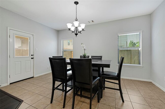 Building Photo - 13202 Chanel Dr