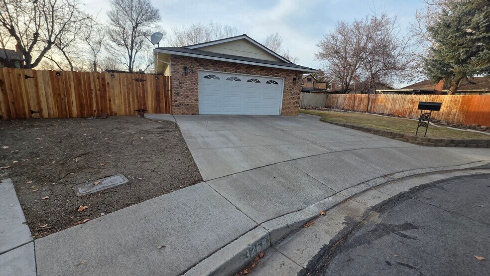 Building Photo - 3268 Beatty Cir