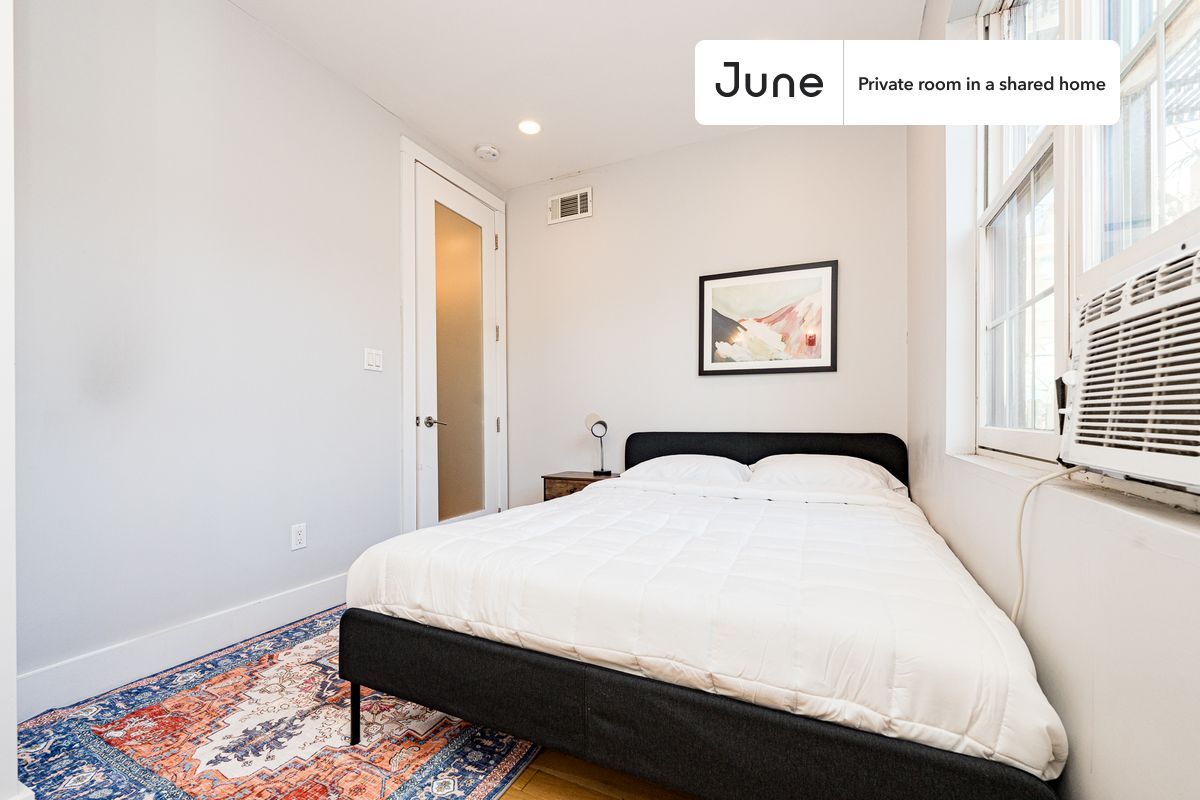Building Photo - Room in Shared 3 bed/1 bath home in Clinton Hill