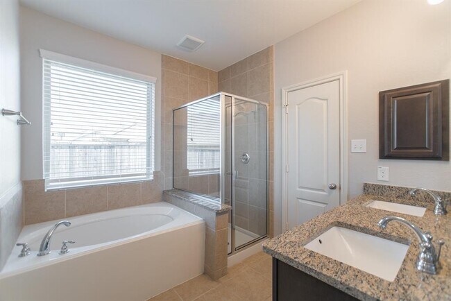 Building Photo - 8 Florentino Vine Pl